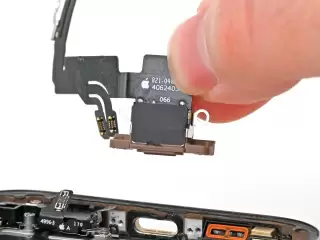 Sửa IC sạc iPhone 11 đến 18 Ultra 1