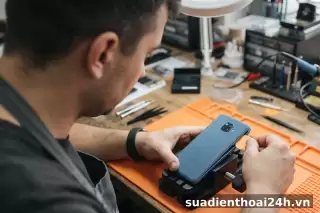 Thay pin HONOR 200 Lite – HONOR N Series tại suadienthoai24h.vn 1