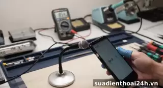 Sửa loa trong iPhone 11 đến 17 Pro Max