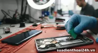 Thay kính lưng OPPO Reno6 đến Reno11 Pro 2