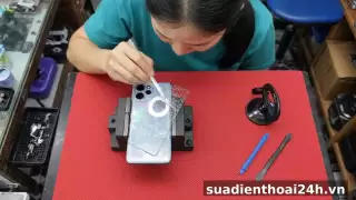 Thay kính lưng HONOR View10, View20, View30, V40 2