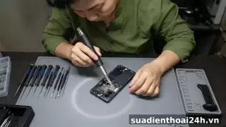 Thay kính camera OPPO Find X đến Find X8 Pro 4