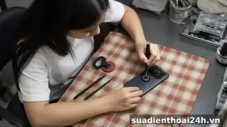 Thay kính camera POCO X3 đến X7 Pro 4