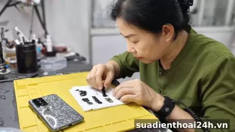 Sửa HONOR View10, View20, View30, V40 vào nước