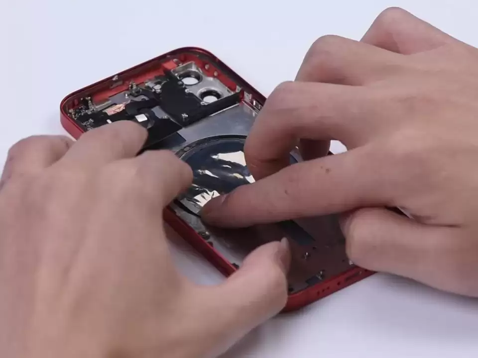 Bước 7 — Quy trình kiểm tra và thay vỏ iPhone