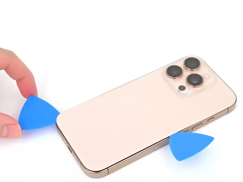 Sửa IC sạc iPhone 11 đến 18 Ultra — Bước 12