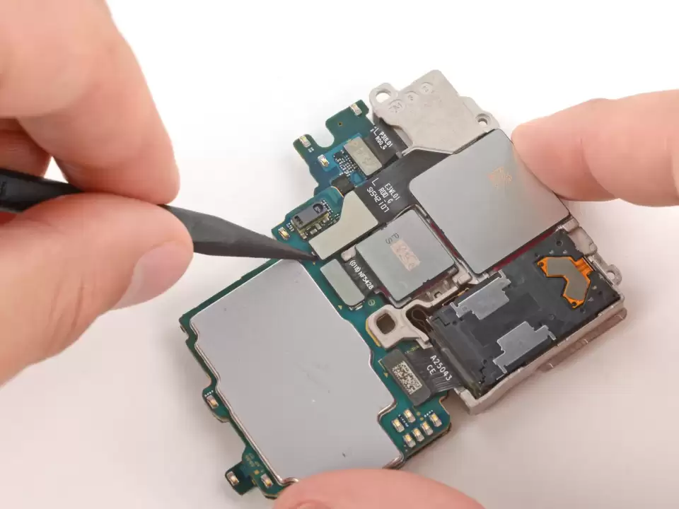 Thay kính camera Samsung Galaxy S20 đến S26 Ultra — Bước 35