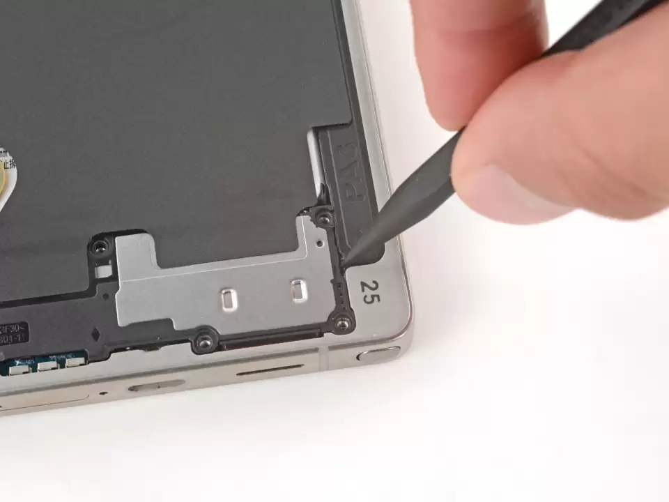 Sửa camera mất nét Samsung Galaxy S25 Ultra – Galaxy S Series Sửa camera mất nét Samsung Galaxy S25 Ultra – Galaxy S Series 17