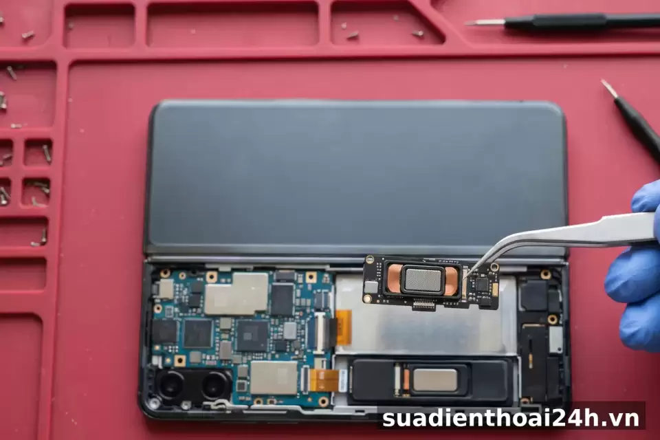 Sửa loa, mic Samsung Galaxy Z Fold