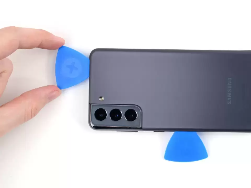 Thay kính lưng Samsung Galaxy S20 đến S26 Ultra Thay kính lưng Samsung Galaxy S20 đến S26 Ultra 11
